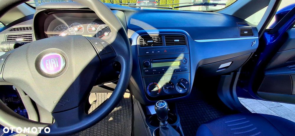 Fiat Punto 1.2 8V - 13