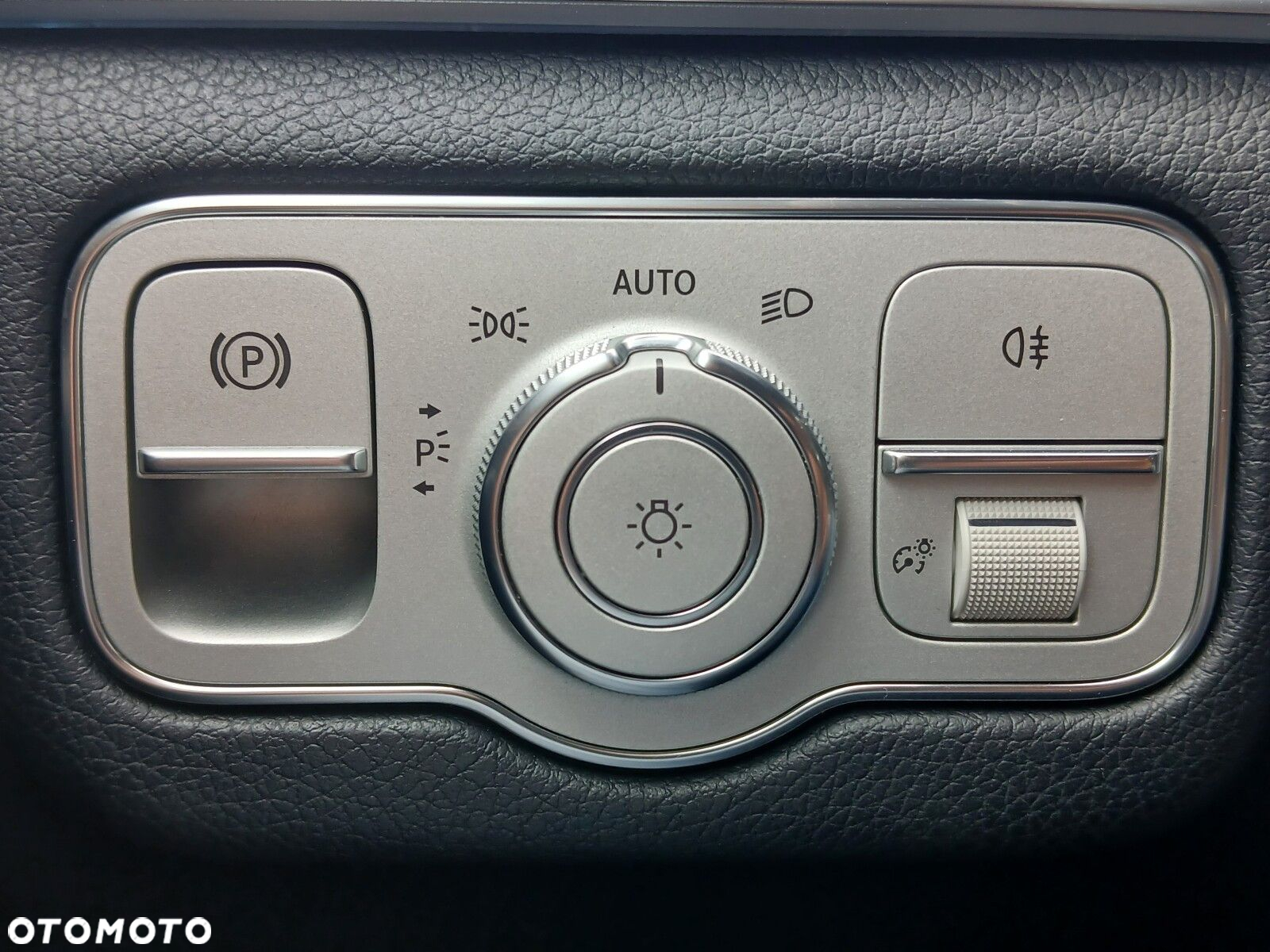 Mercedes-Benz GLE - 35