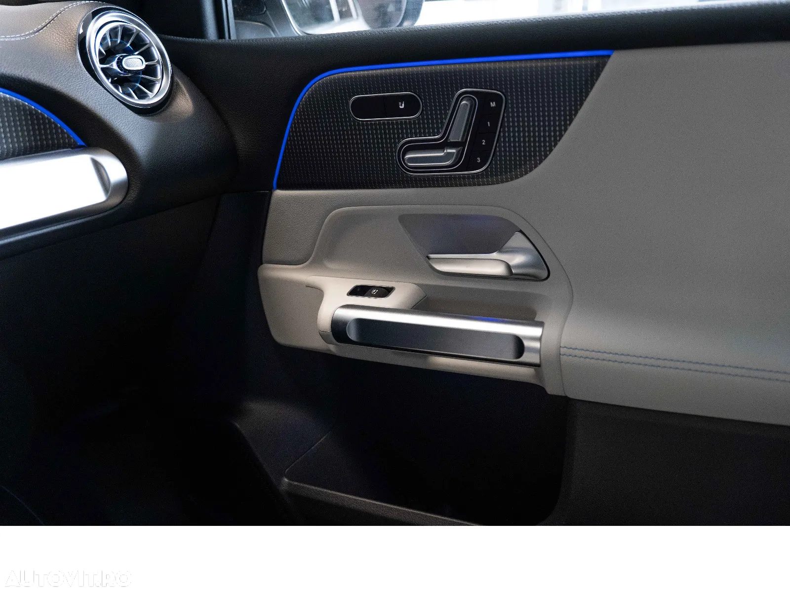 Mercedes-Benz EQB 300 4Matic Edition 1 - 16