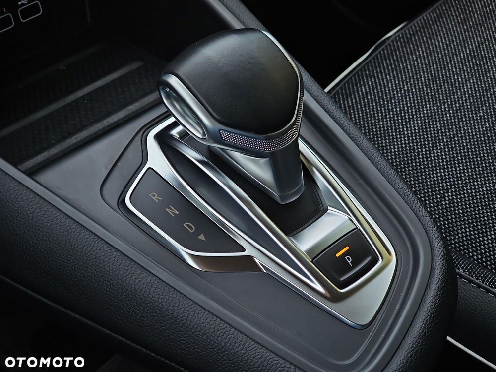 Renault Captur 1.3 TCe mHEV Techno EDC - 34