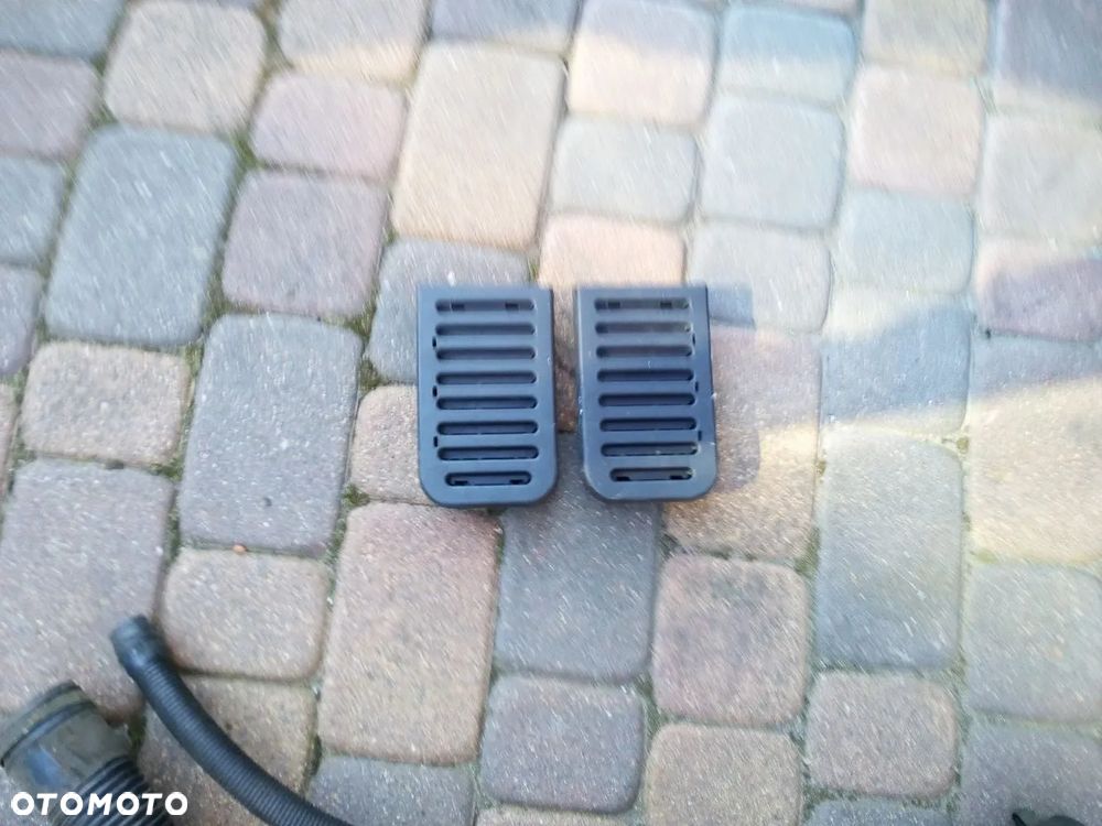 Iveco daily III 99-06r 35s12 35s17 2,3 3,0 drzwi wał resory elektryka zwrotnice pompa wysokiego ciśnienia elementy wnętrza skrzynka bezpieczników i inne części - 7