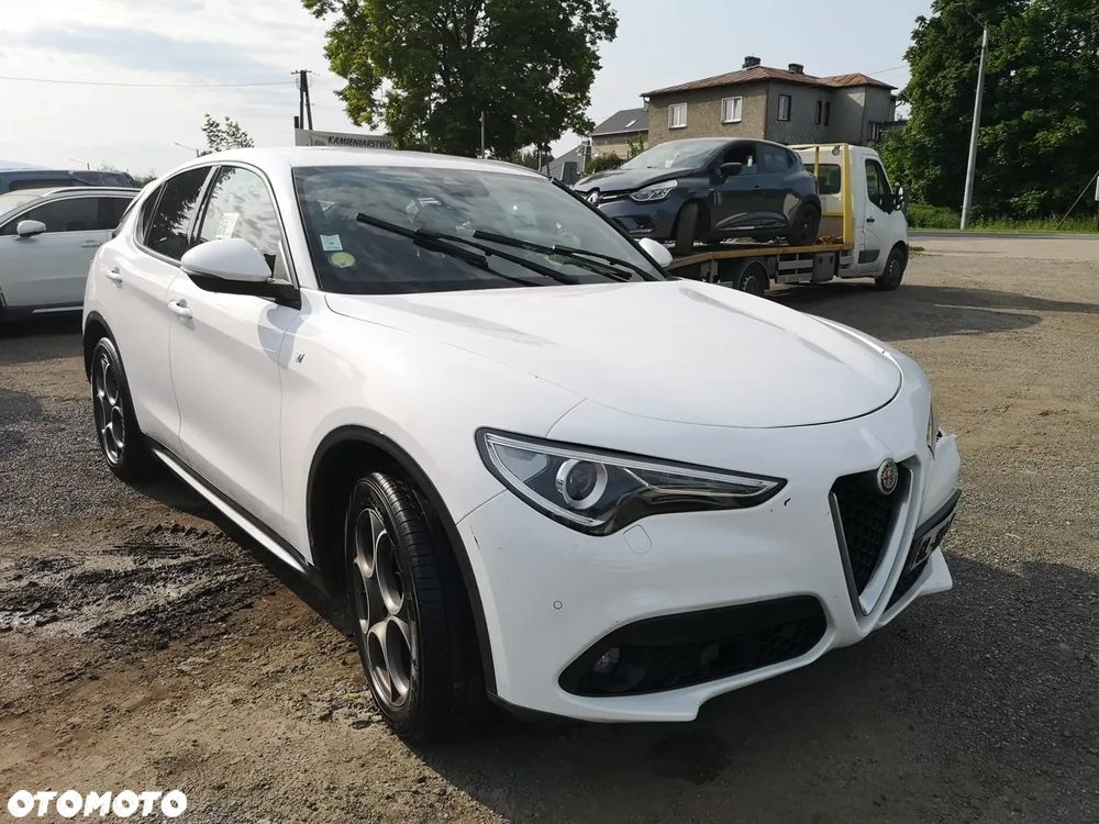 Alfa Romeo Stelvio 2.2 16V AT8 - 2