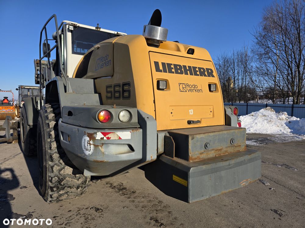Liebherr L566 - 5