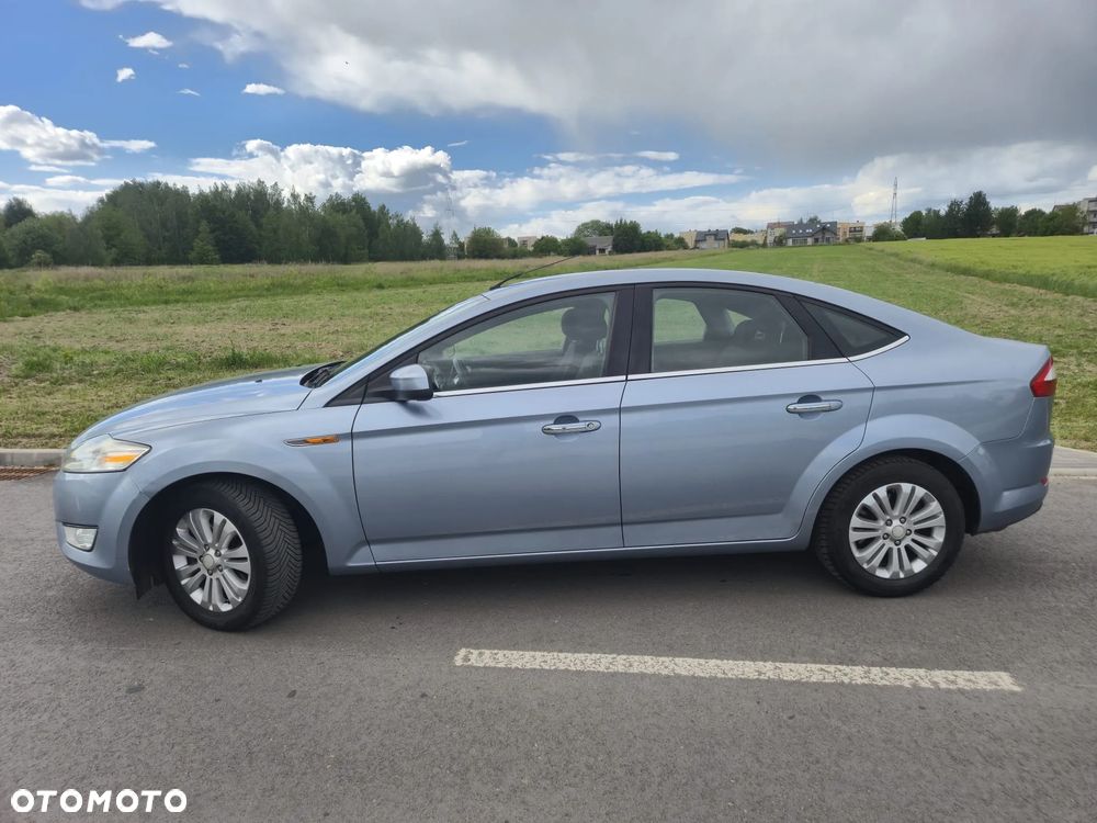 Ford Mondeo 2.0 Ghia Executive - 4
