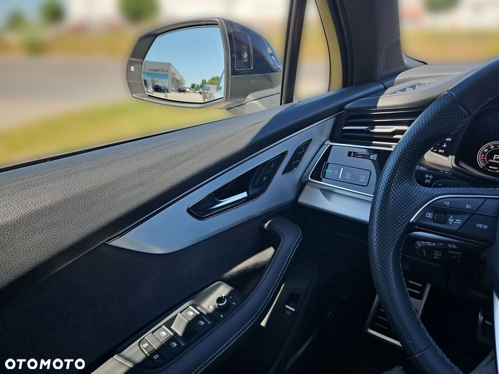 Audi Q7 55 TFSI mHEV Quattro S Line Tiptr - 17