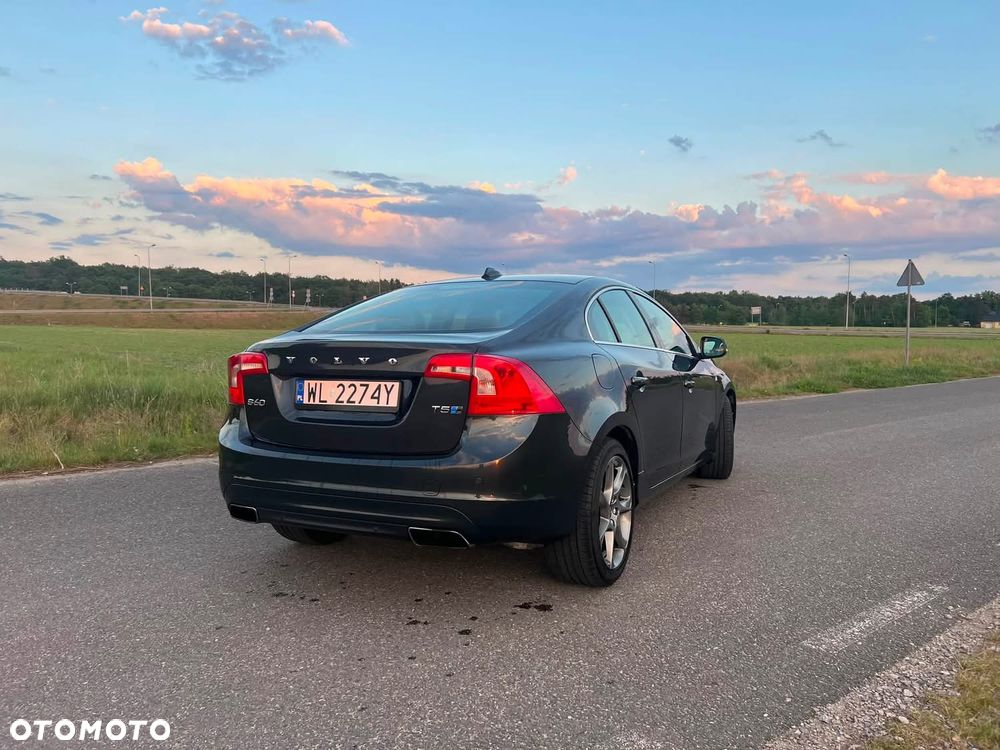 Volvo S60 2.5 T5 AWD - 5