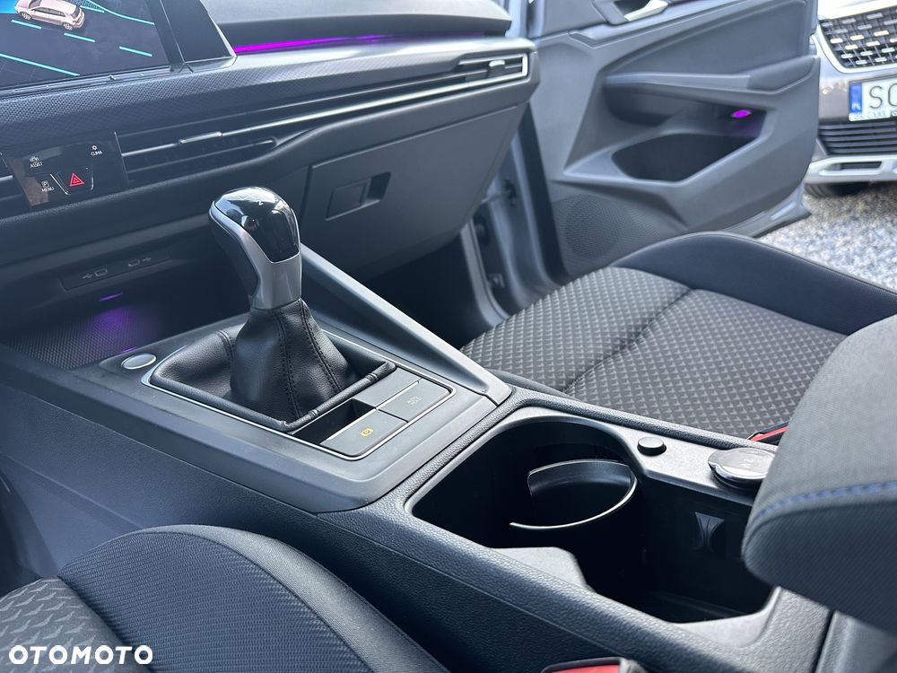 Volkswagen Golf 1.5 TSI EVO United - 17