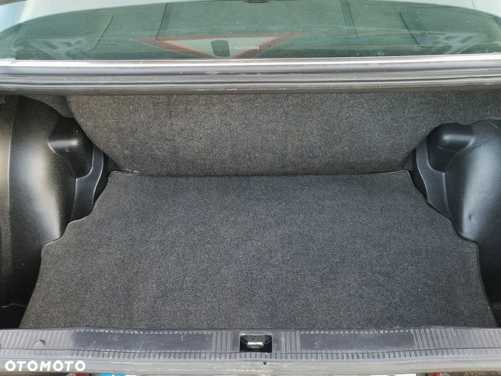 Mercedes-Benz W201 (190) - 13