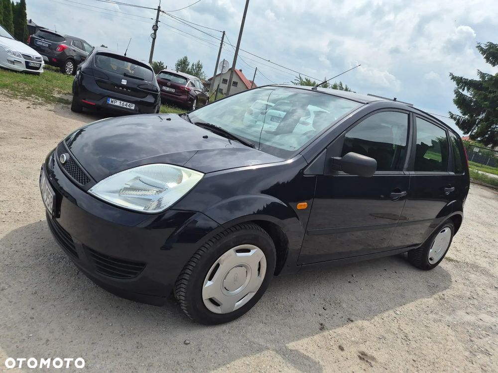 Ford Fiesta 1.3 Ghia - 19