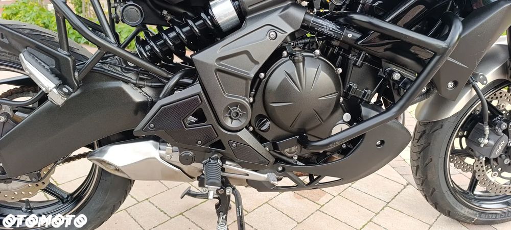 Kawasaki Versys 650 - 23