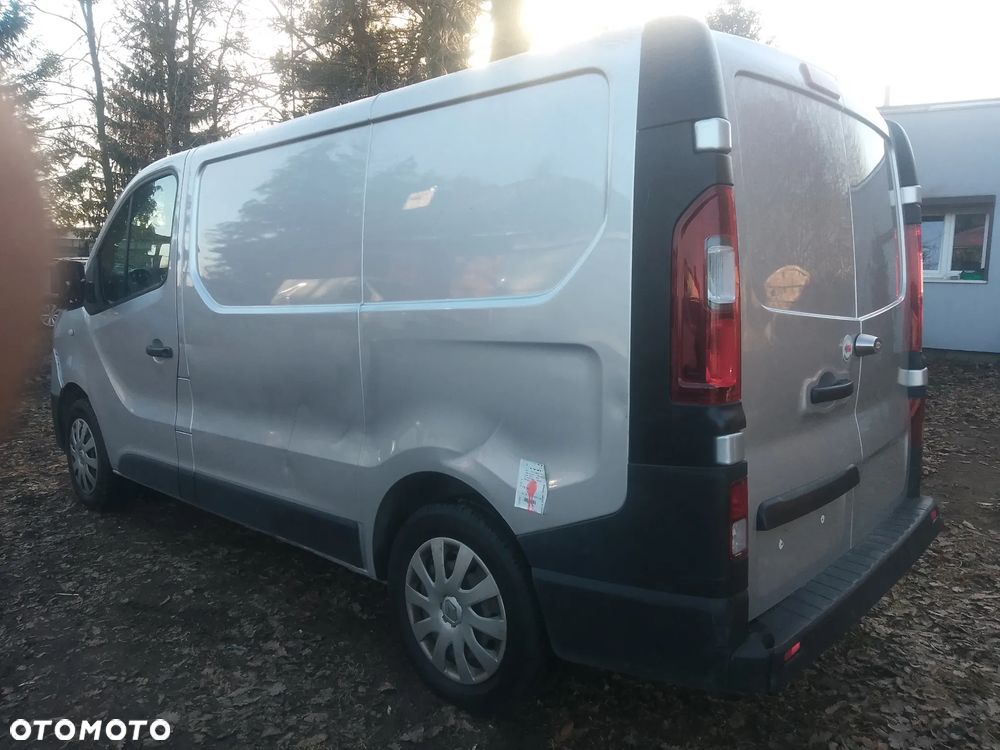 Renault Trafic 2018 photo 2