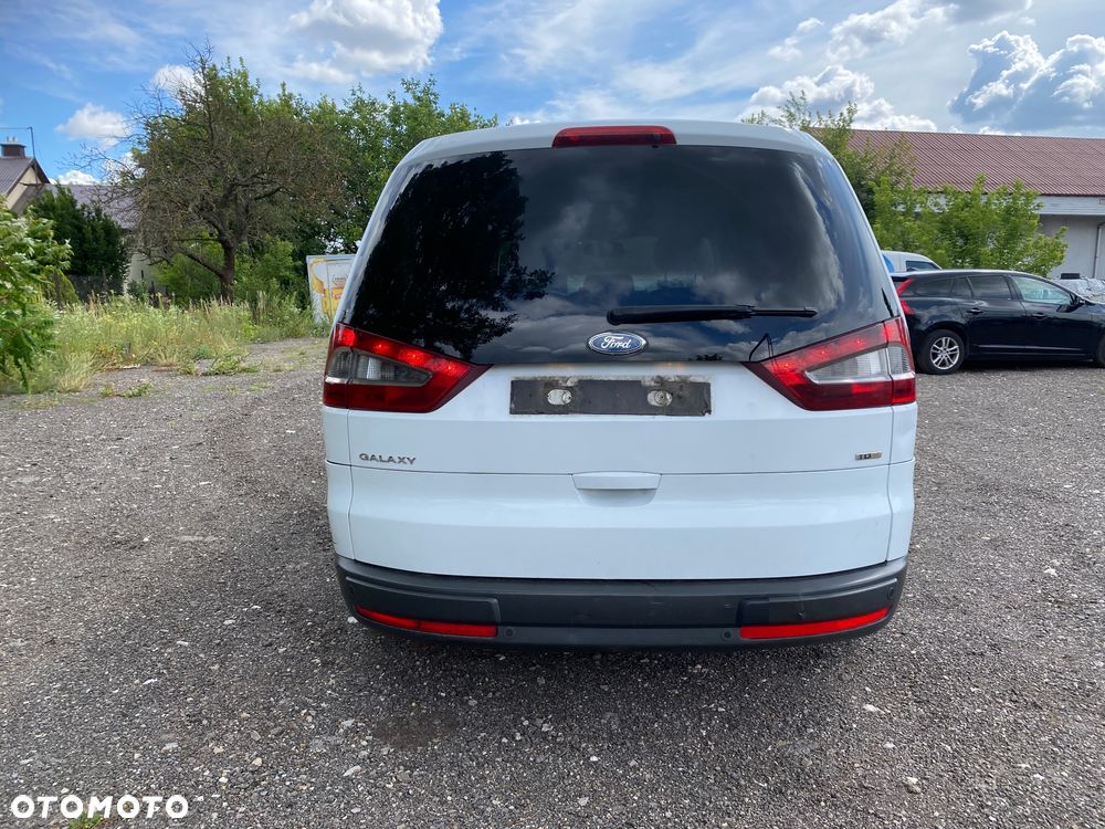Ford Galaxy 2.0 TDCi Ghia - 8