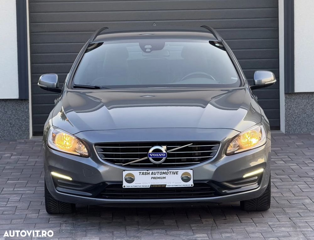 Volvo V60 D2 DRIVe Momentum - 2