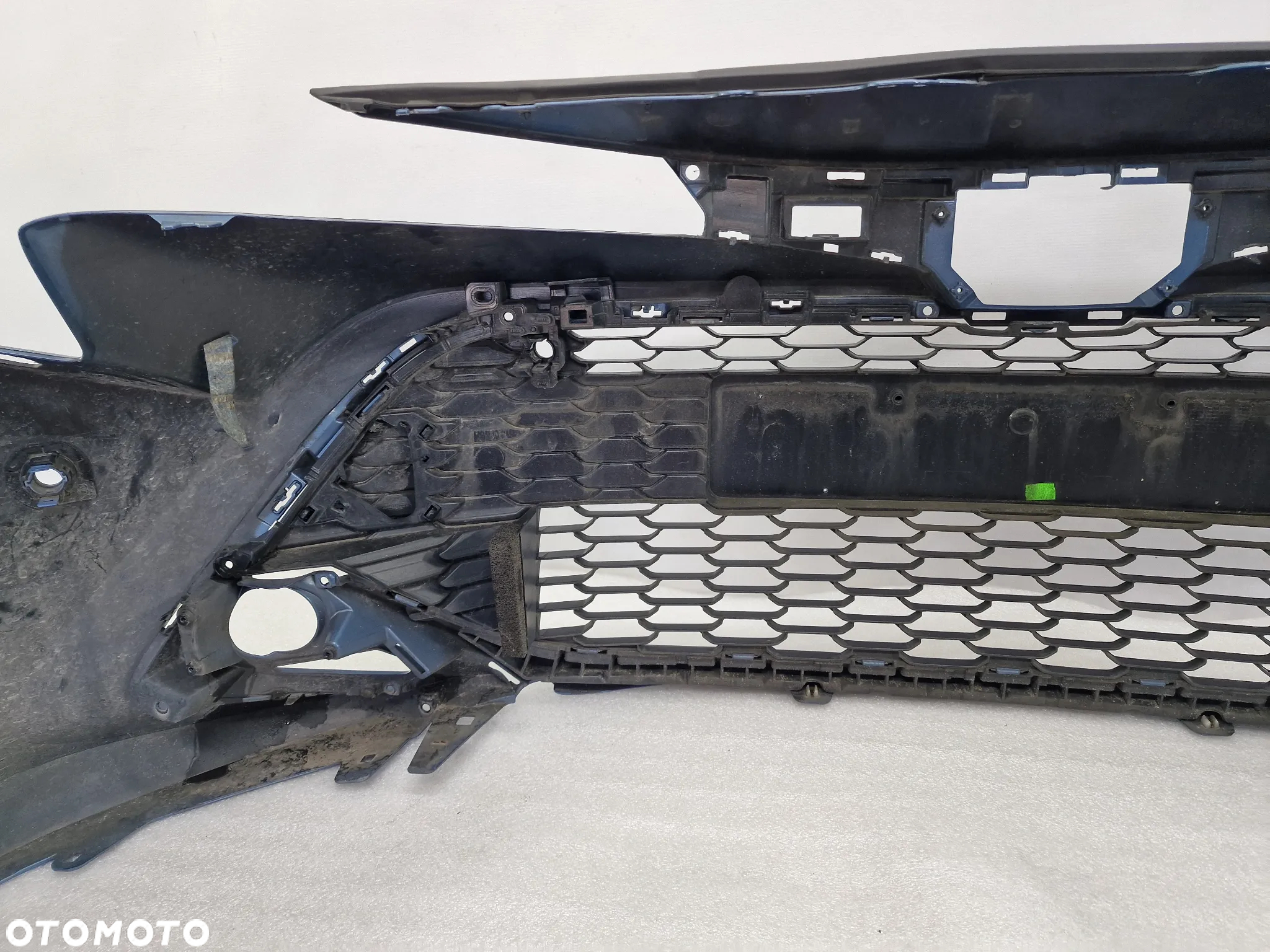 TOYOTA COROLLA XII E21 18- ZDERZAK PRZEDNI PRZÓD NA SPRYSKI + 6X PDC + KRATKA ŚRODKOWA , KOLOR BŁĘKITNY METALIK , NR 52119-02P40 / 52119-02S20 , NR AUKCJI NZ938 - 31