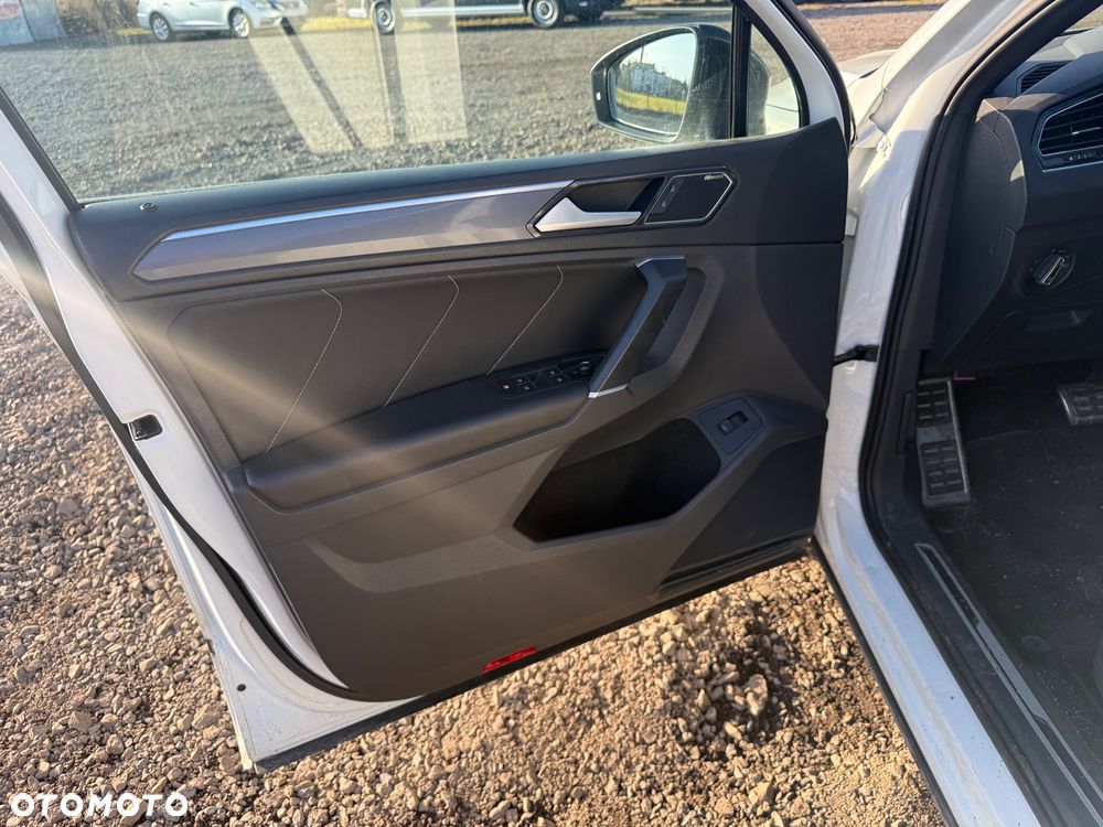 Volkswagen Tiguan 2.0 TDI SCR 4Motion (BlueMotion Techn.) DSG Highline - 11