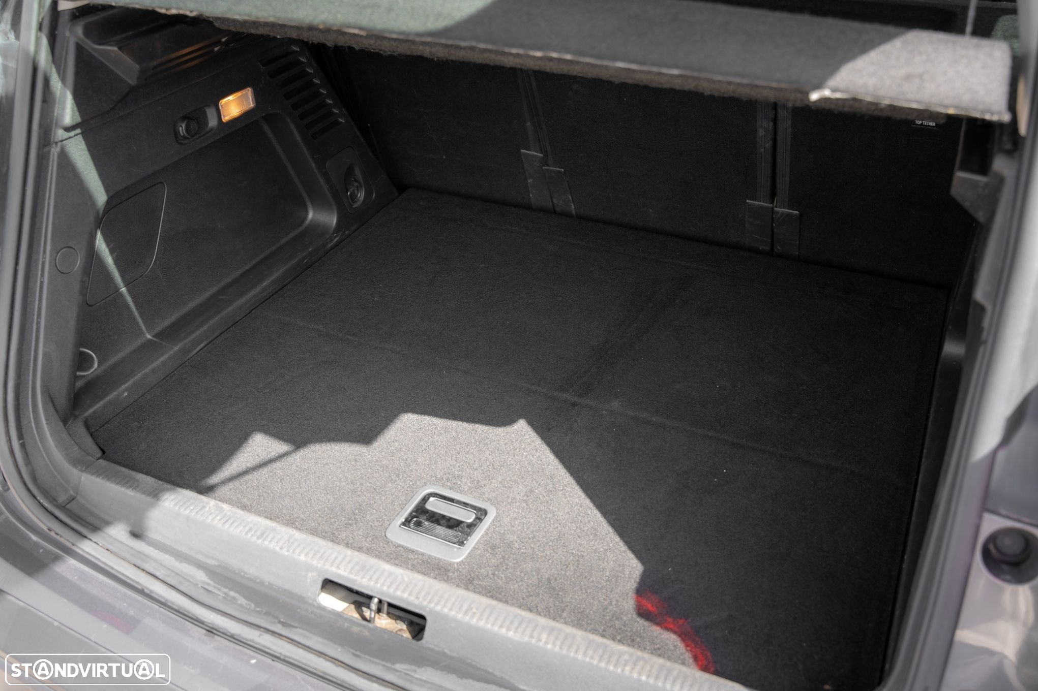 Citroën C5 Aircross 1.6 Hybrid Shine e-EAT8 - 23