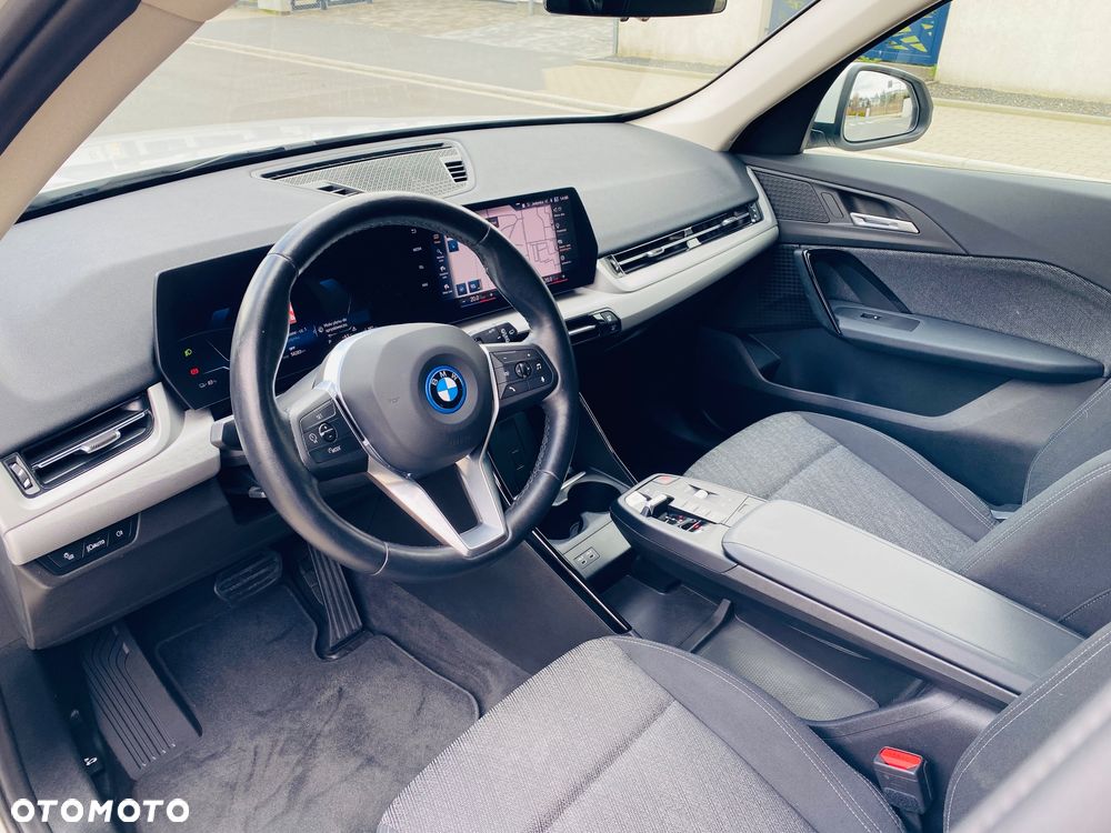 BMW iX1 xDrive30 66.5kWh xLine - 10