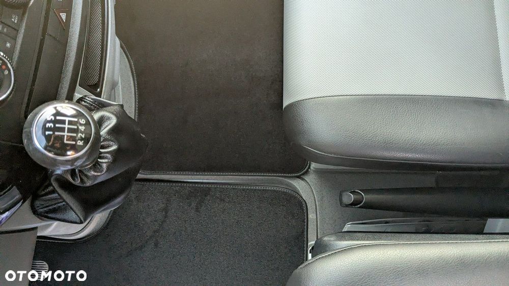 Volkswagen Crafter - 25