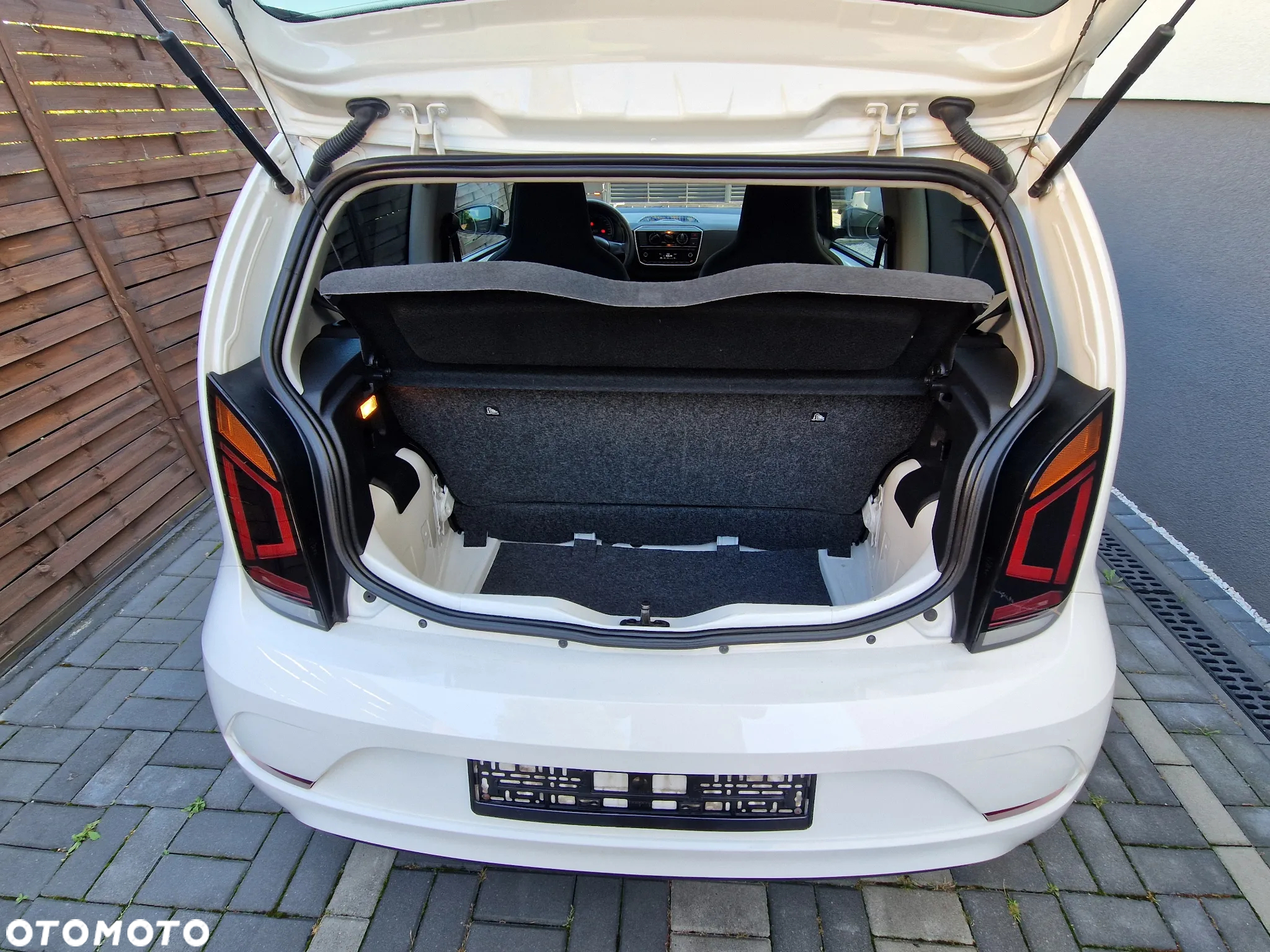 Volkswagen up! 1.0 move - 34