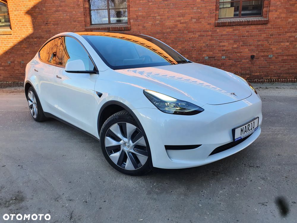 Tesla Y Long Range RWD - 1