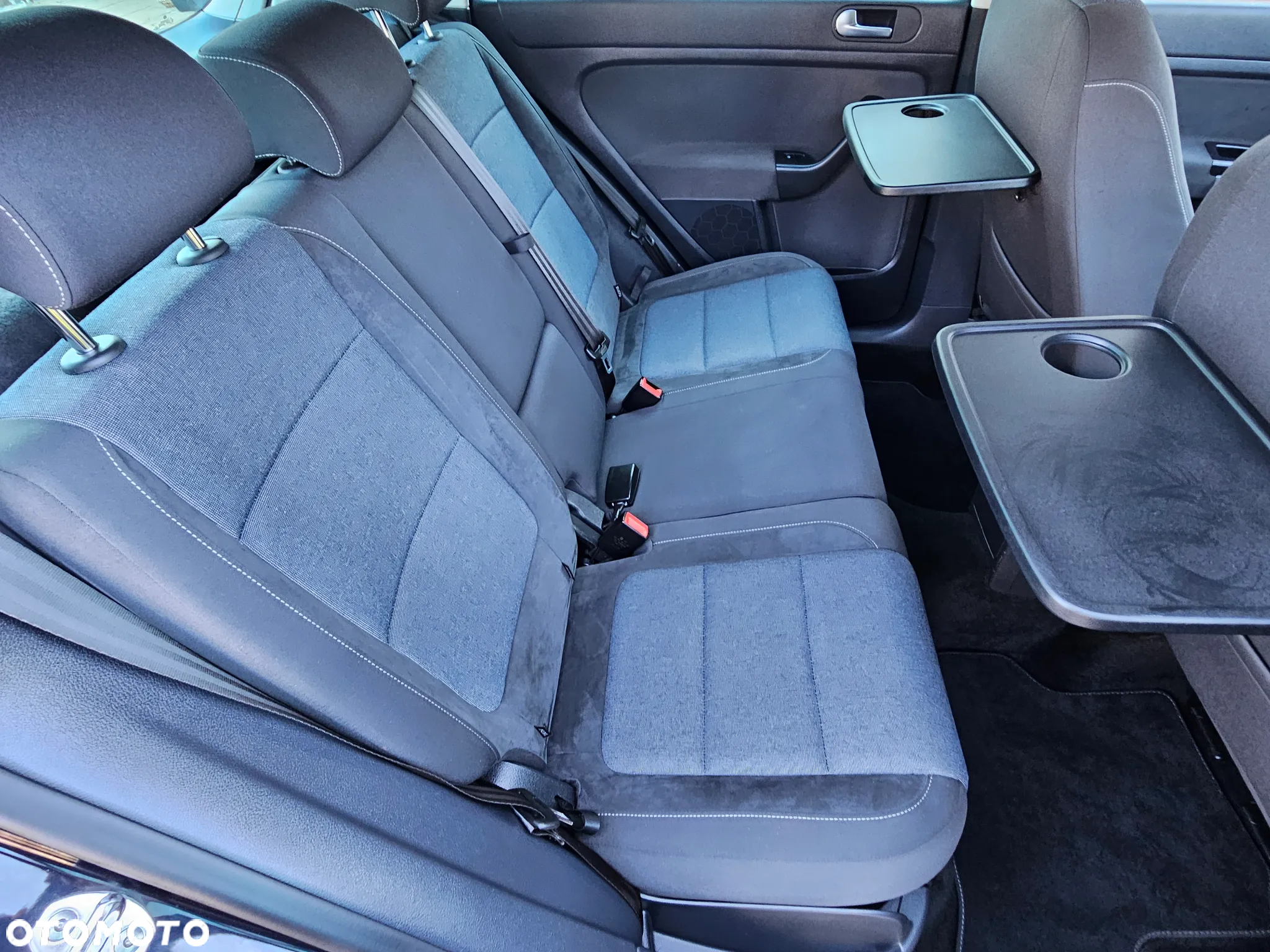 Volkswagen Golf Plus - 17