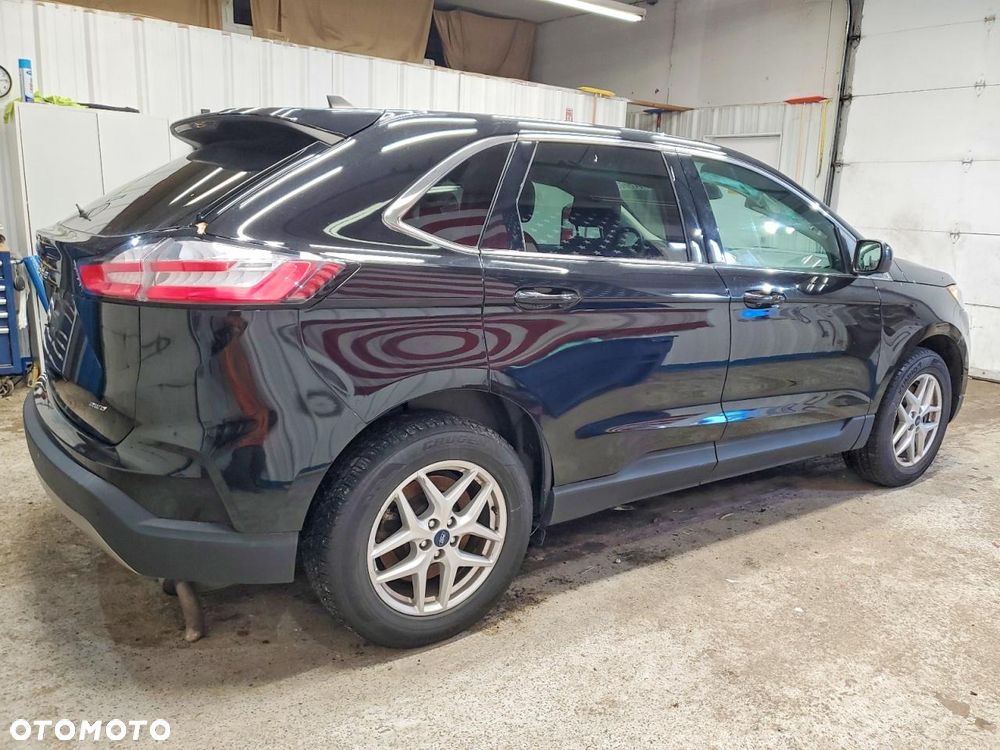 Ford Edge - 17