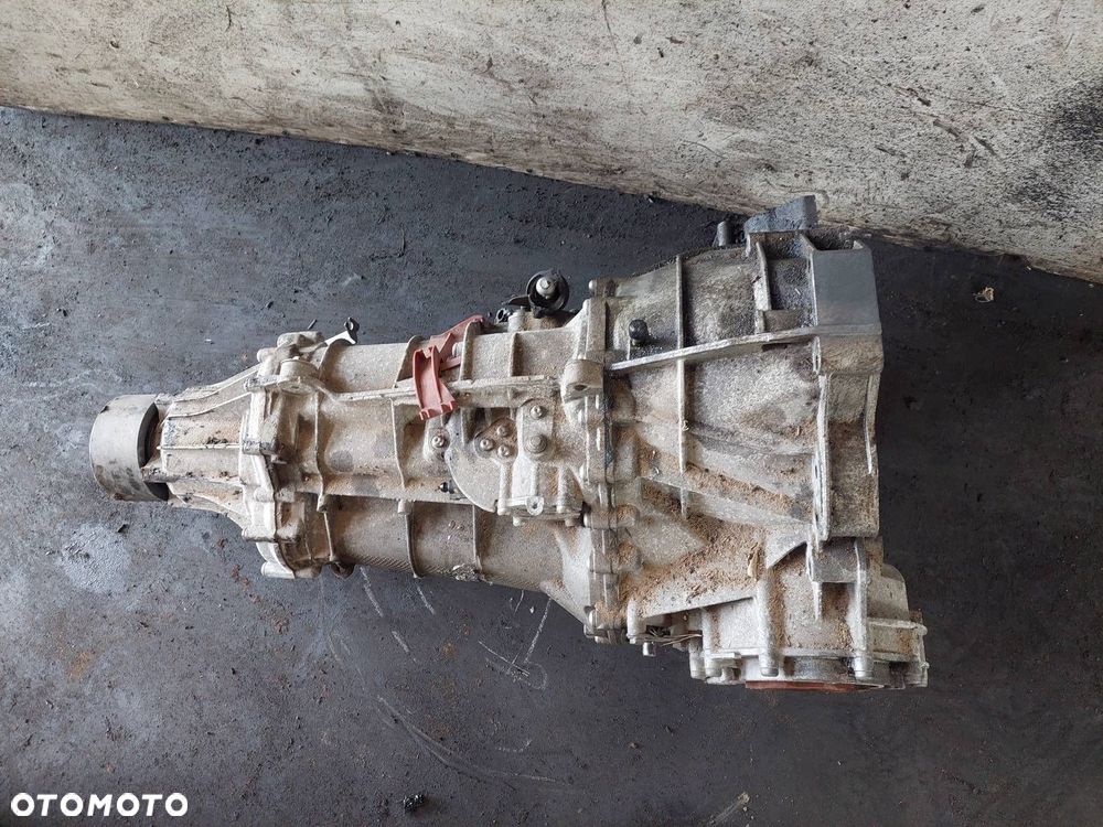 SKRZYNIA BIEGÓW USZKODZONA AUDI Q5 8R 2.0 TDI QUATTRO KWT 0B4301453C - 7