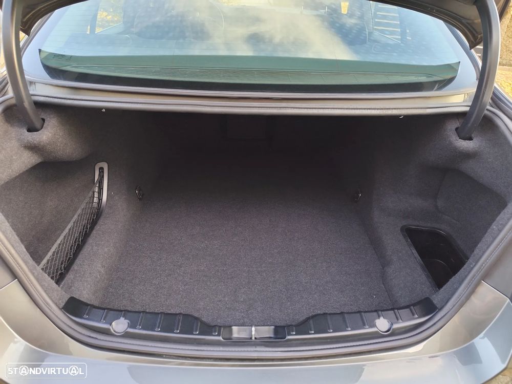 BMW 518 d Line Luxury - 16