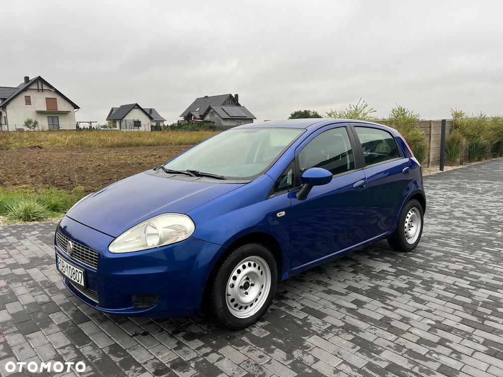 Fiat Grande Punto - 4