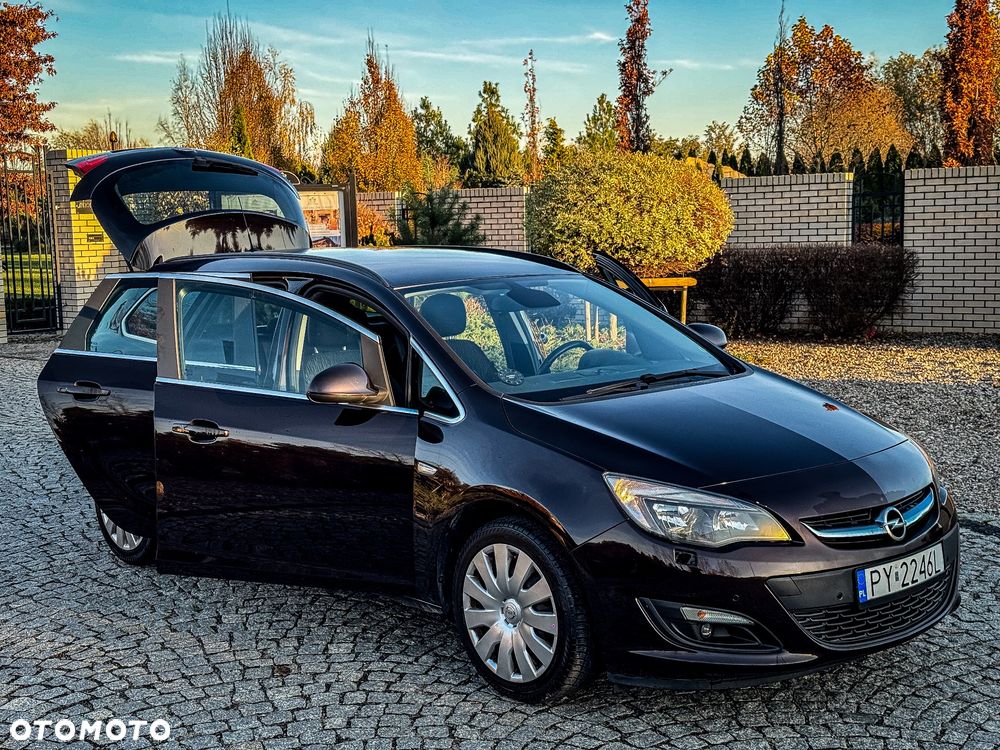 Opel Astra 1.4 Turbo Design Edition - 18