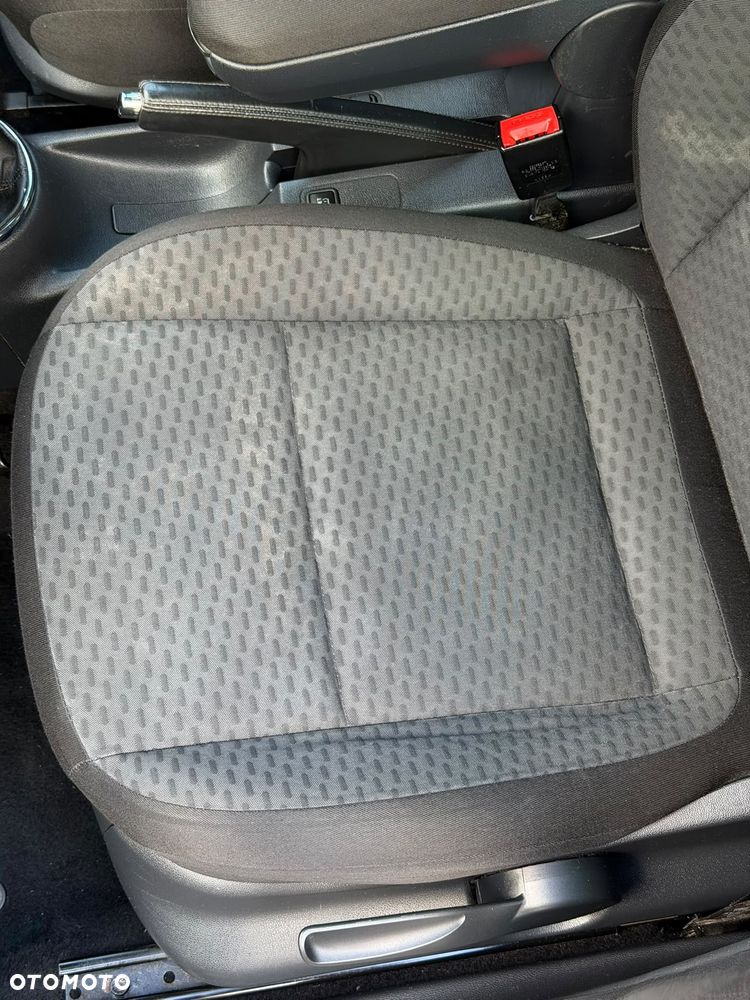 Skoda Roomster 1.2 TSI FAMILY Green tec - 12