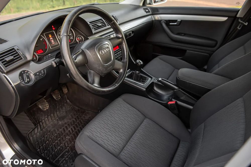 Audi A4 Avant 1.8 T quattro - 15