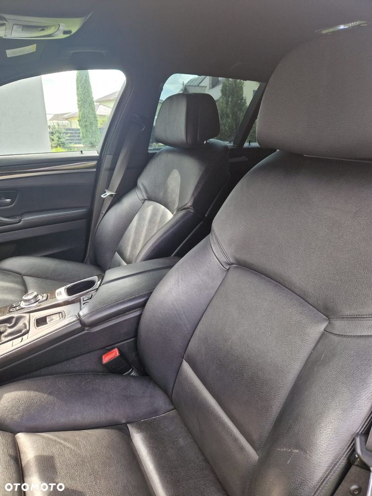 BMW Seria 5 525d - 9
