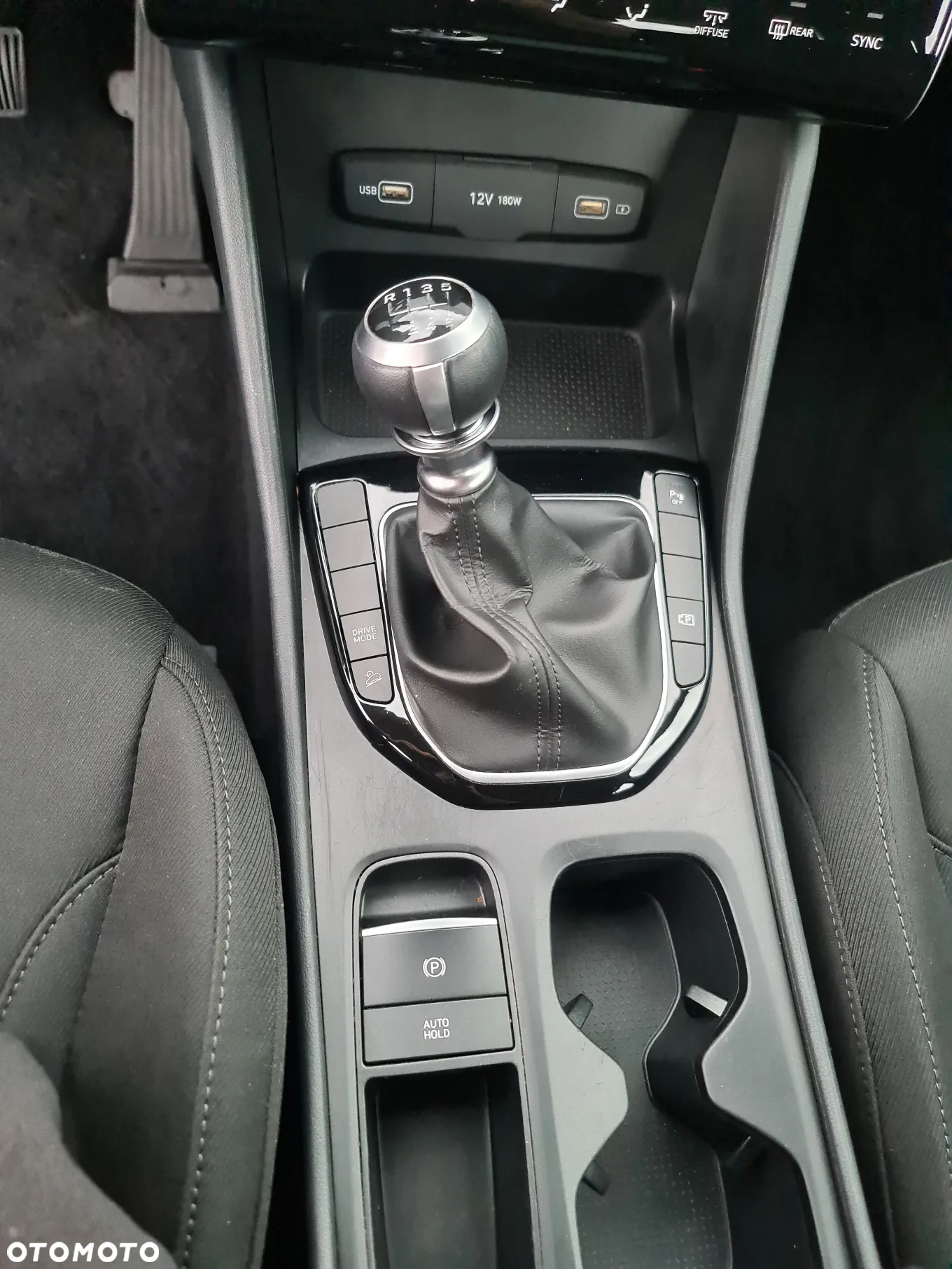 Hyundai Tucson 1.6 T-GDi Pure 2WD - 22