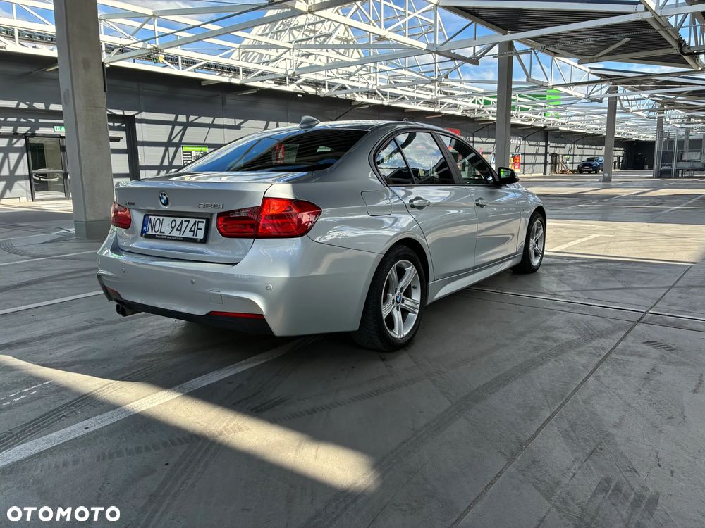 BMW Seria 3 328i xDrive - 6