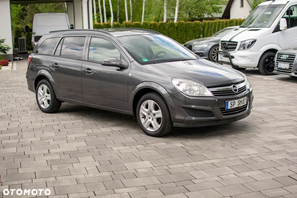 Opel Astra - 33