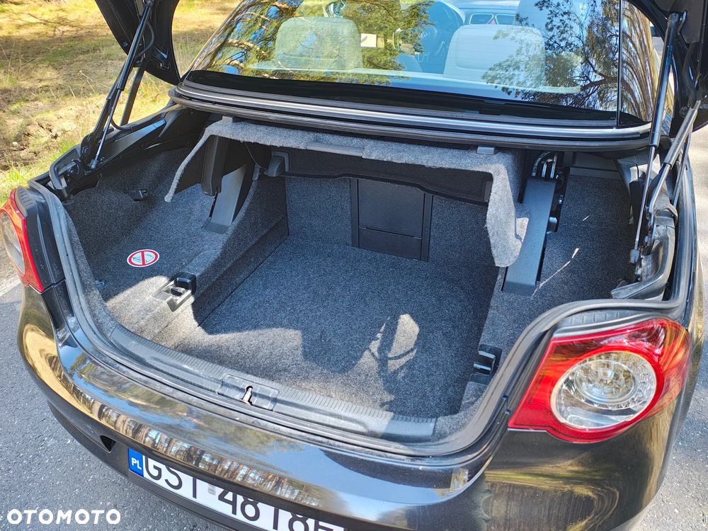Volkswagen Eos - 36