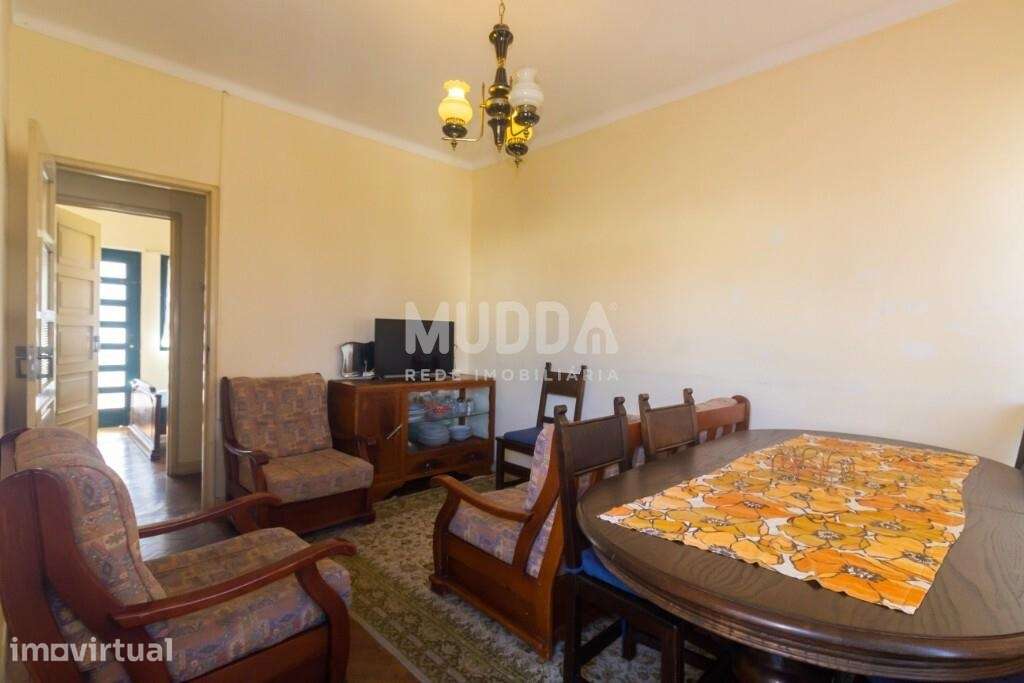 Moradia T5+ com potencial na Praia da Costa Nova - Grande imagem: 3/41