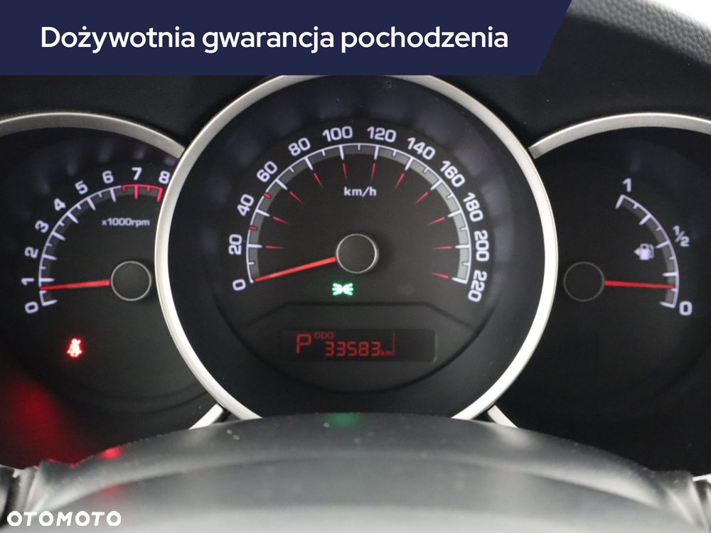Kia Venga - 13