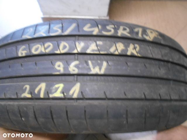 Opona pojedyńcza 225/45r19 goodyear eagle f1 asymmetric 3 7,5mm lato - 1