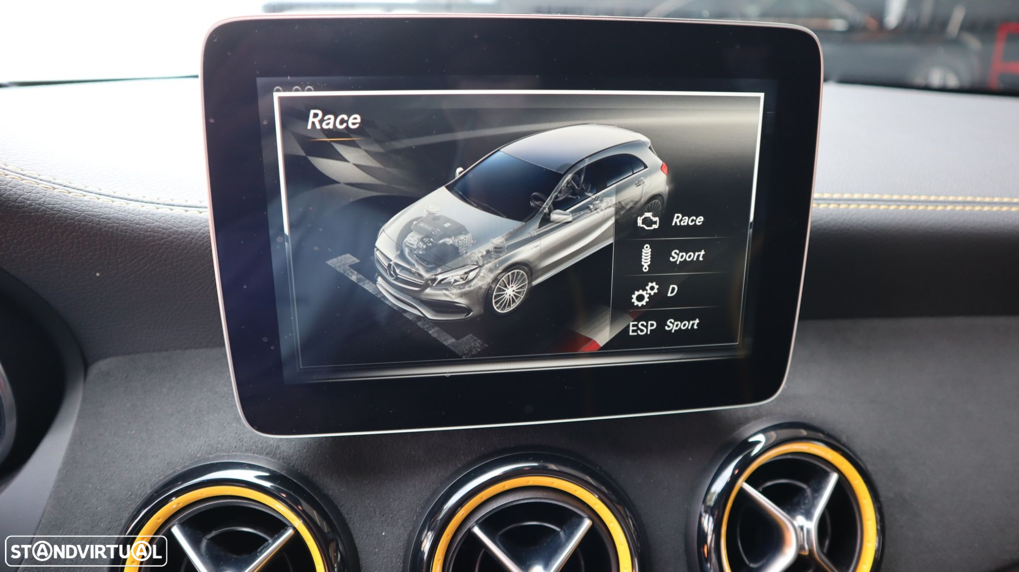 Mercedes-Benz A 45 AMG 4-Matic - 30