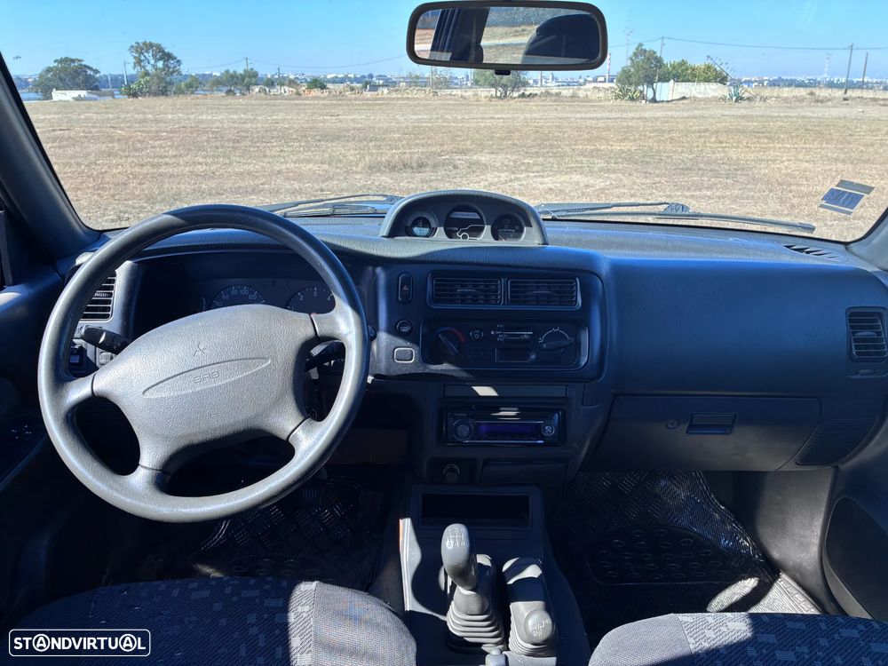 Mitsubishi L200 - 7