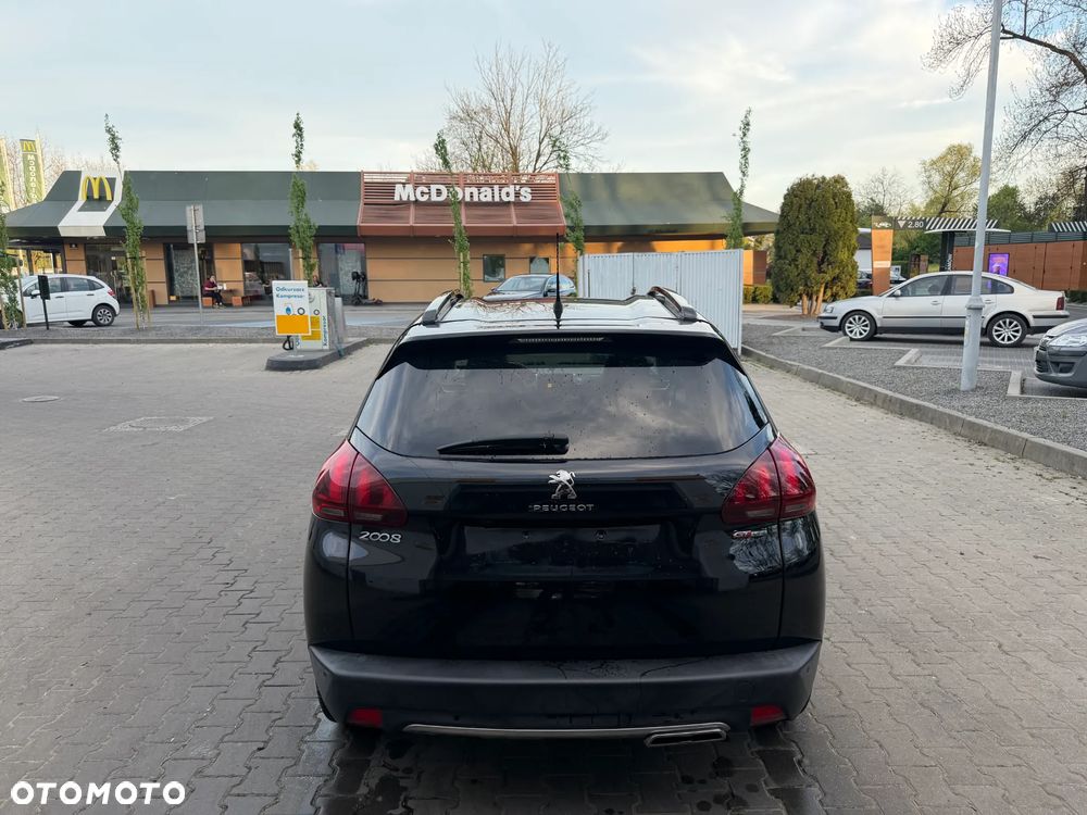 Peugeot 2008 1.2 Pure Tech Allure S&S EAT6 - 2