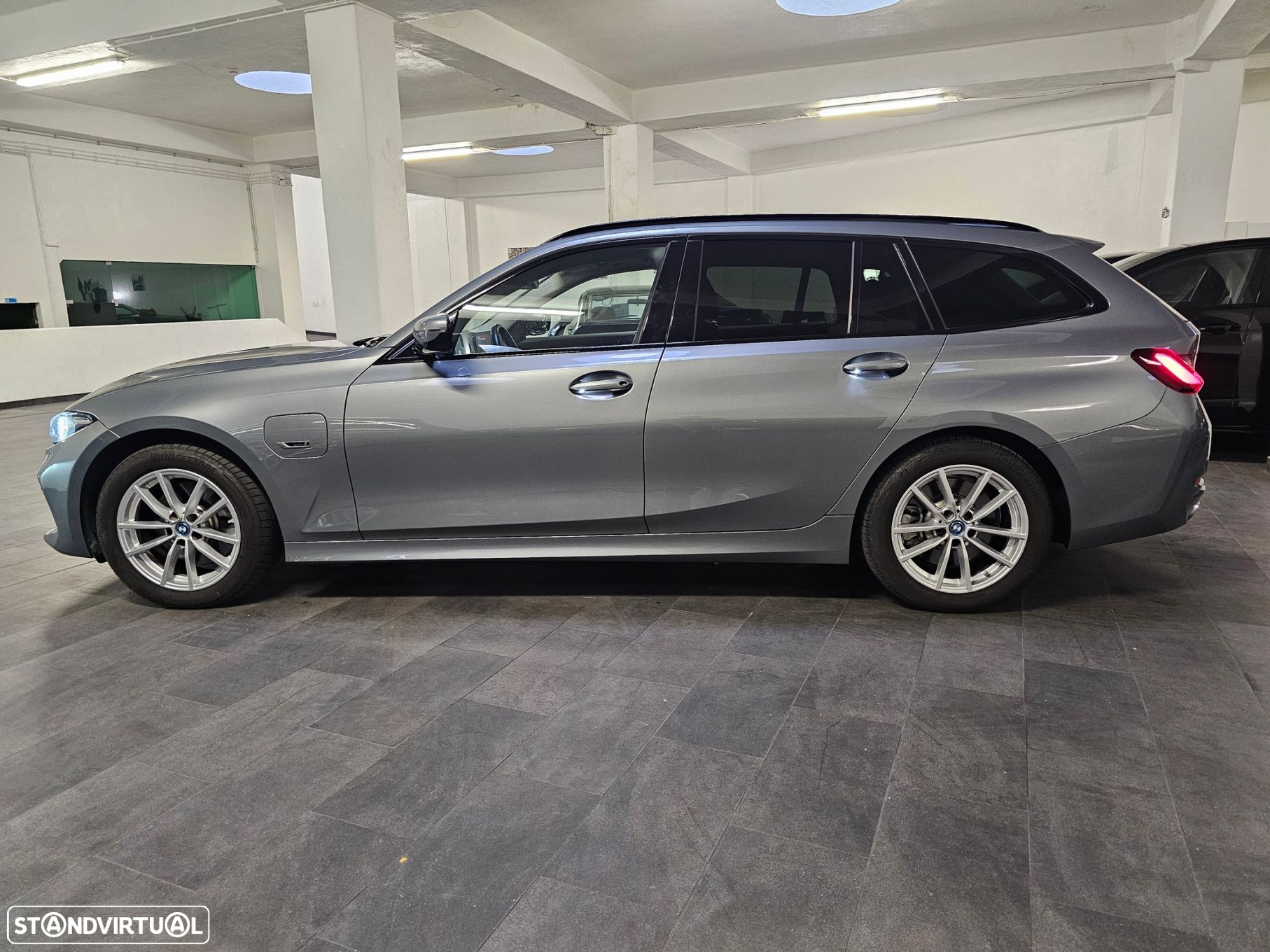 BMW 320 e Touring Corporate Edition Auto - 6