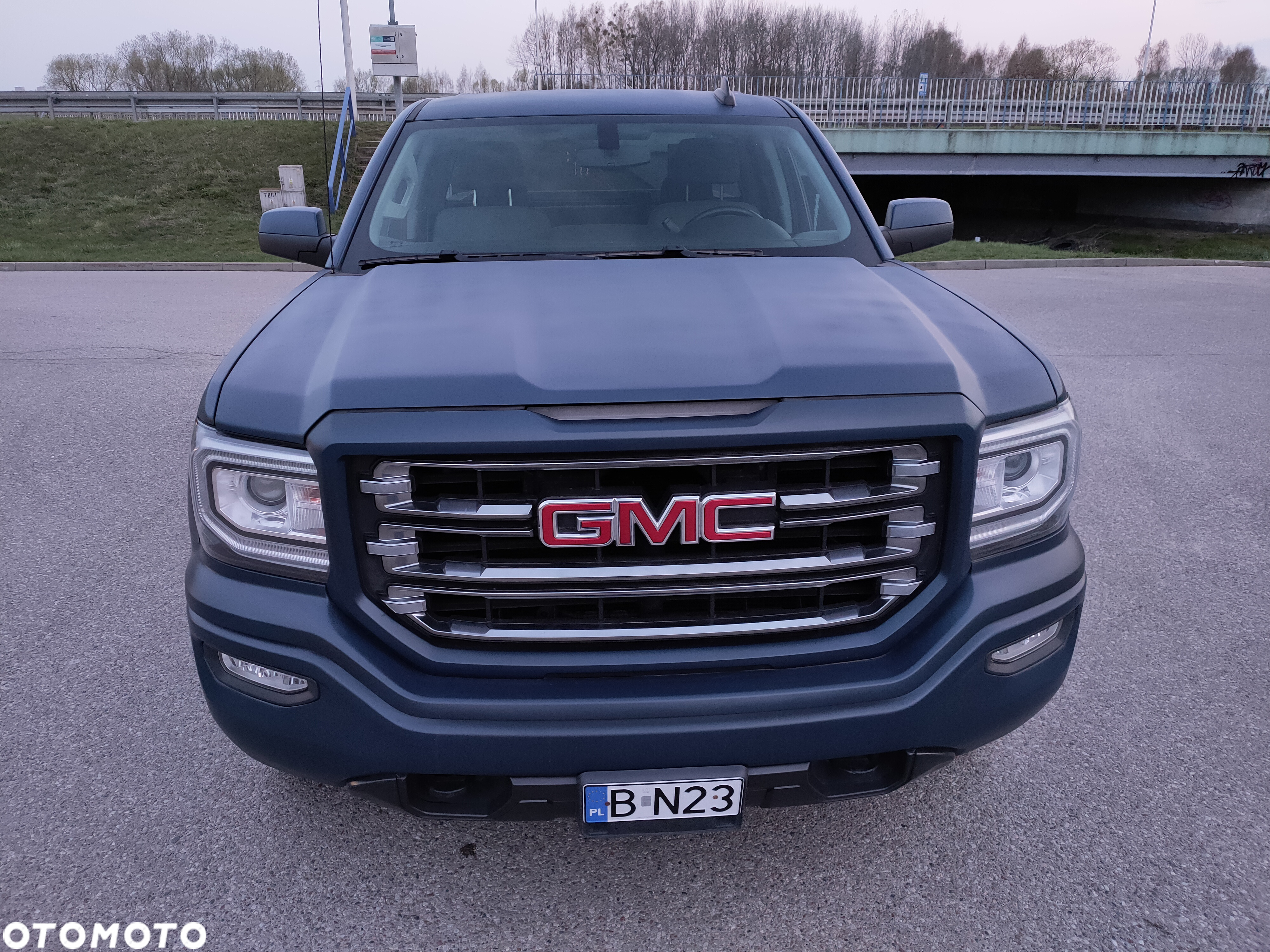 GMC Sierra - 14