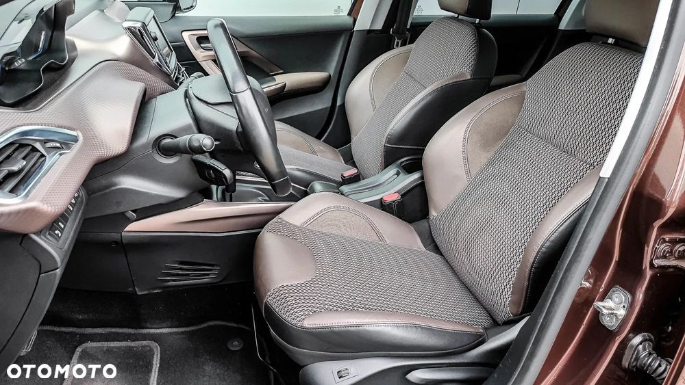 Peugeot 2008 1.6 VTi Allure - 20