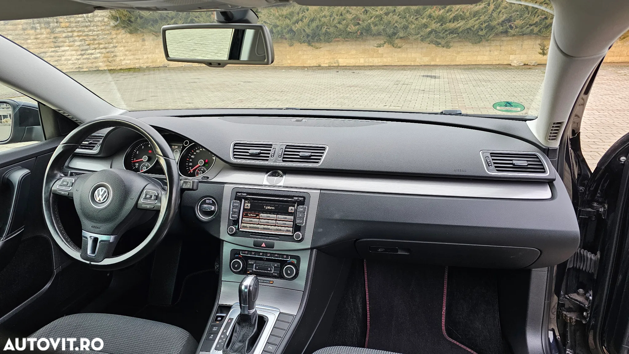 Volkswagen Passat Variant 1.8 TSI DSG Highline - 9