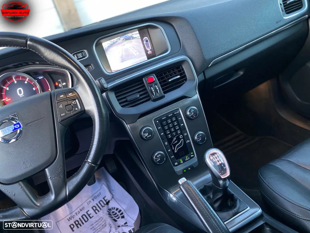 Volvo V40 1.6 D2 Eco Momentum - 18