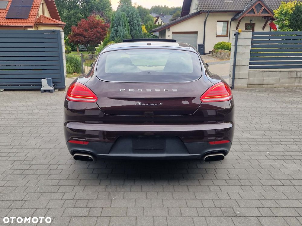 Porsche Panamera 4 PDK Edition - 19
