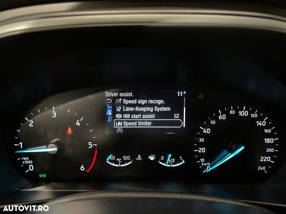 Ford Focus 1.5 EcoBlue Trend Edition - 24